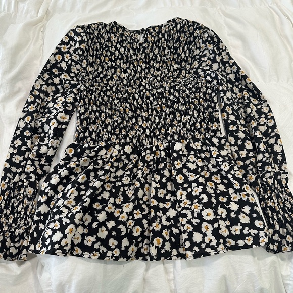 Floral Black and Cream Women's Top - Picture 4 of 7